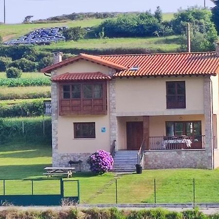 הוילה Pendueles Casa Manuela Llanes Asturias. מראה חיצוני תמונה
