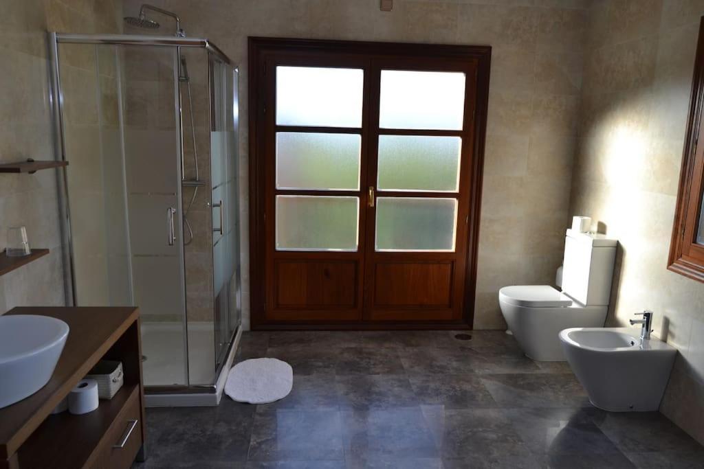 הוילה Pendueles Casa Manuela Llanes Asturias. מראה חיצוני תמונה